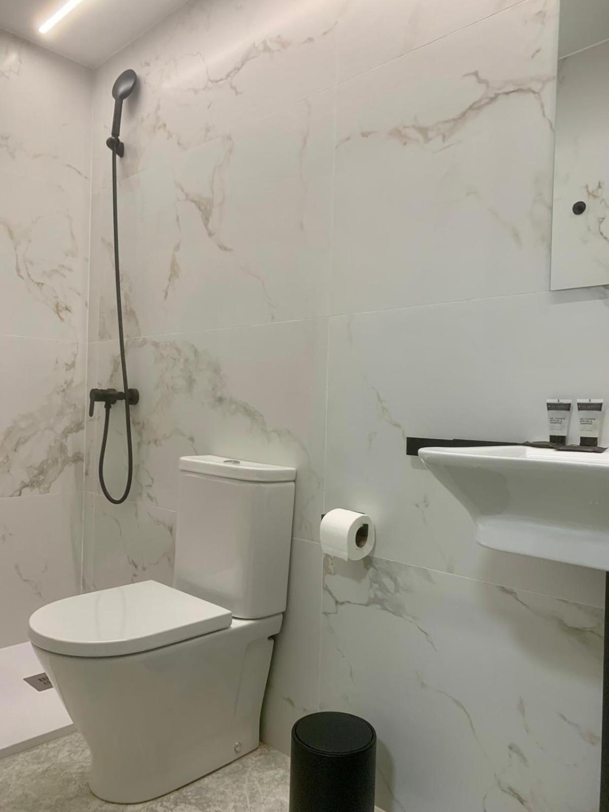 Hotel Dl Urban Кастельон-де-ла-Плана Экстерьер фото