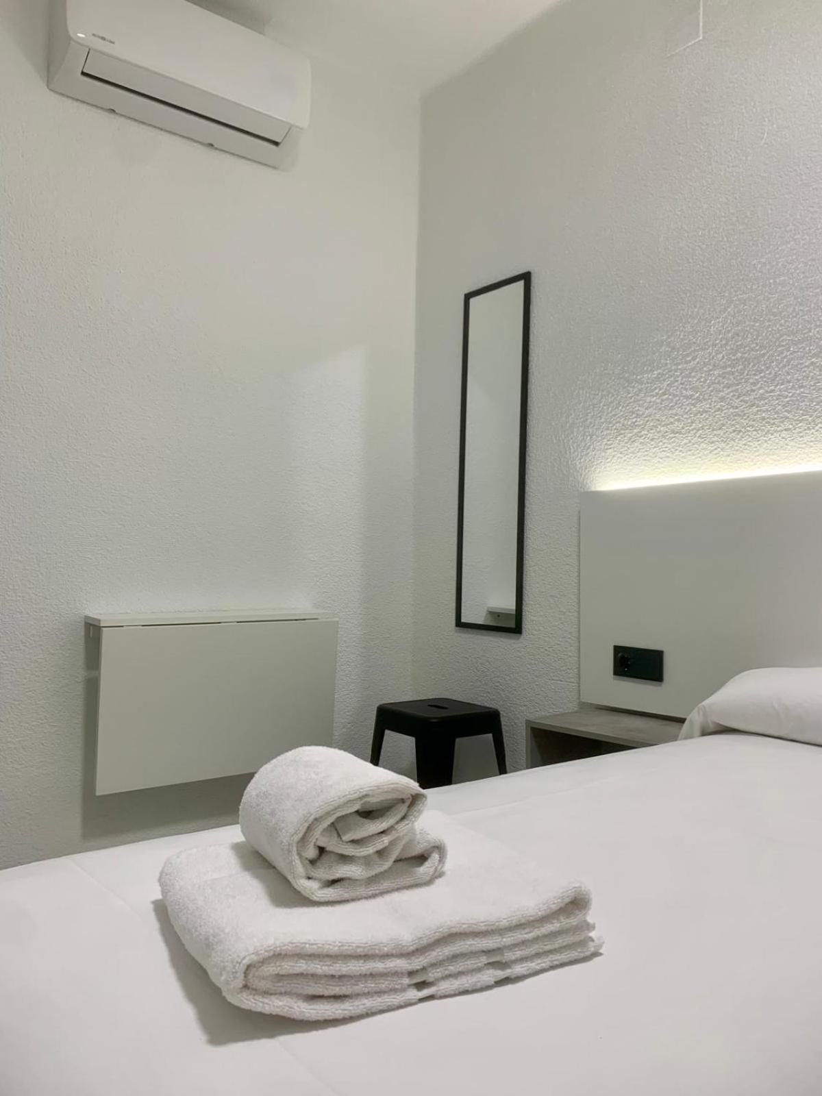 Hotel Dl Urban Кастельон-де-ла-Плана Экстерьер фото