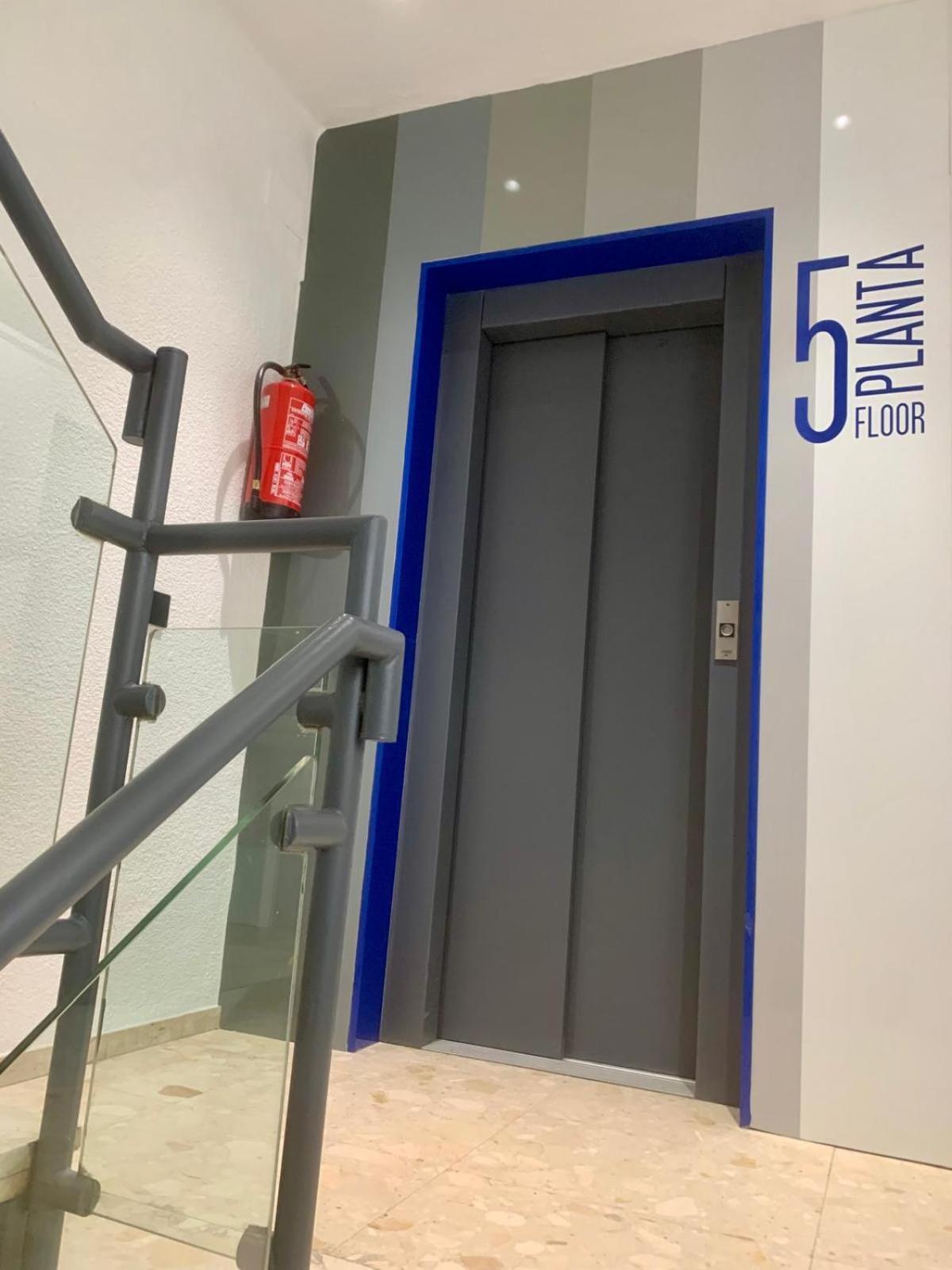Hotel Dl Urban Кастельон-де-ла-Плана Экстерьер фото