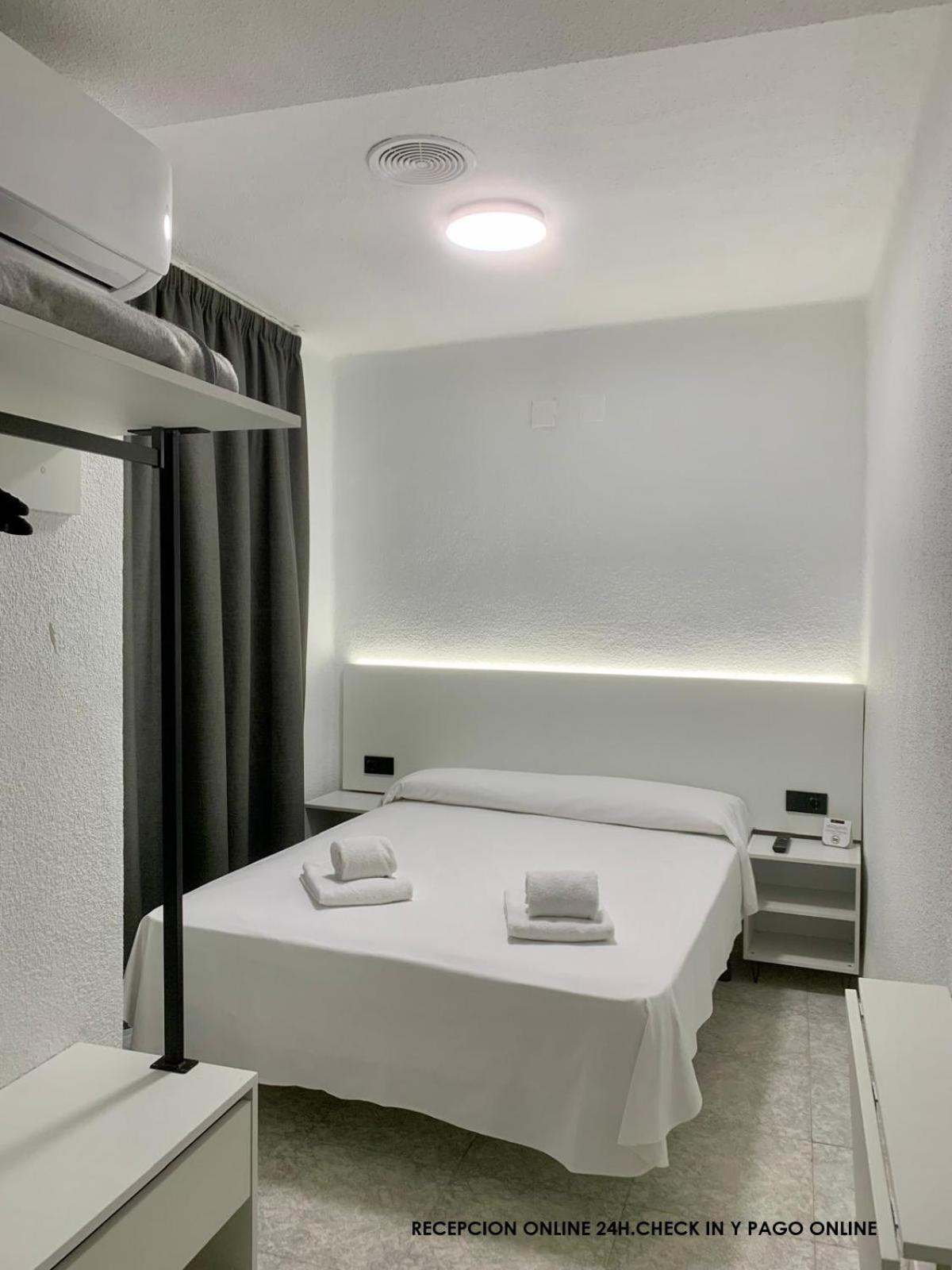 Hotel Dl Urban Кастельон-де-ла-Плана Экстерьер фото