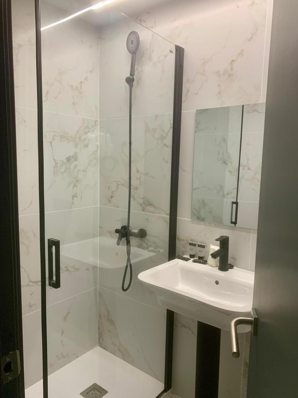 Hotel Dl Urban Кастельон-де-ла-Плана Экстерьер фото