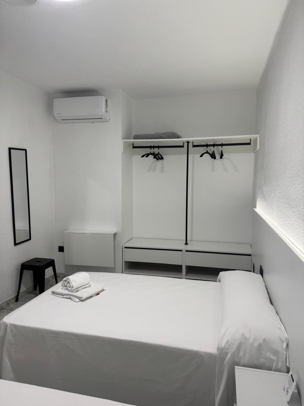 Hotel Dl Urban Кастельон-де-ла-Плана Экстерьер фото