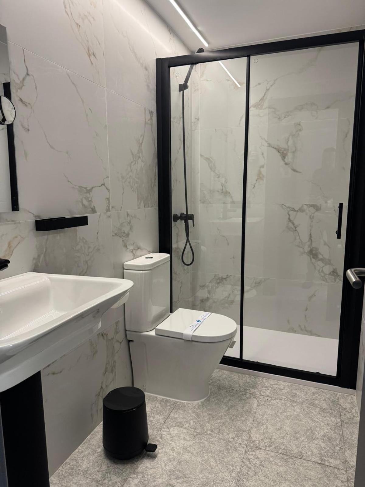 Hotel Dl Urban Кастельон-де-ла-Плана Экстерьер фото