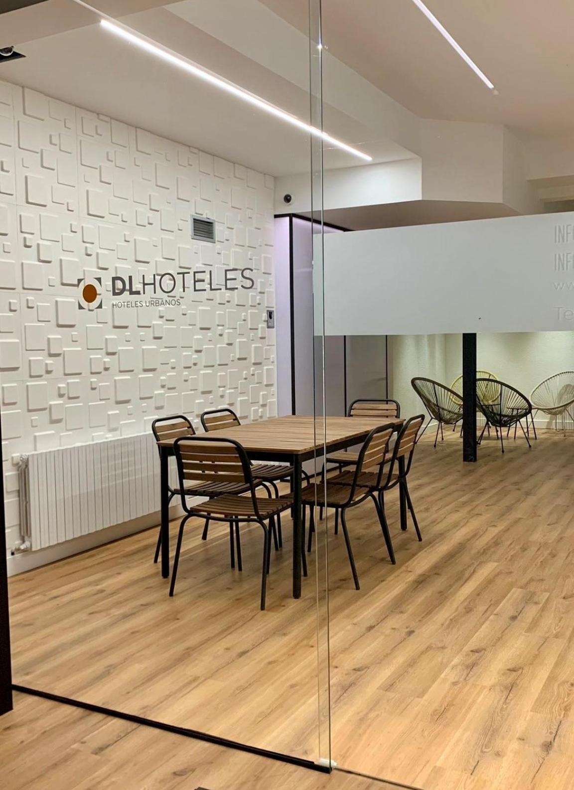 Hotel Dl Urban Кастельон-де-ла-Плана Экстерьер фото